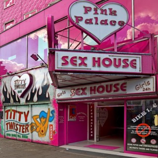 Pink Palace, Sex House, Reeperbahn, St. Pauli, Hamburg, Germany, Europe