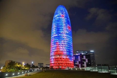 Torre Agbar, architect Jean Nouvel, at dusk, Avinguda Diagonal, Barcelona, ??Catalonia, Spain,