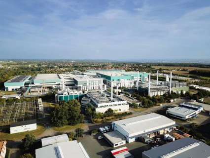 Globalfoundries was formed from the AMD production facilities in Dresden: Fab 38 (formerly Fab 30)