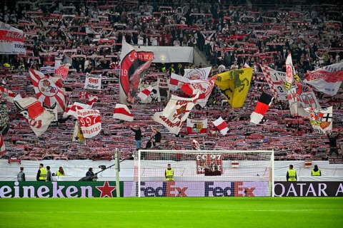 Cannstatter Kurve, VfB Stuttgart, fan block, fans, fan curve, flags, banners, atmosphere,
