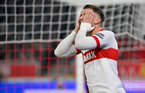 Ermedin Demirovic VfB Stuttgart (09) Disappointment, disappointed, after missed goal chance,