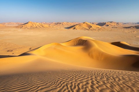 Sand dunes in the Rub Al Khali desert, the world's largest sand desert, Empty Quarter, Oman, Asia