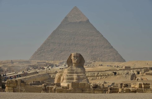Sphinx or Great Sphinx of Giza, lion with a human head, built in the 4th Egyptian dynasty around