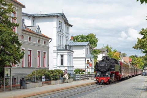 Molli steam train, town centre, Bad Doberan, Mecklenburg-Western Pomerania, Germany, Europe