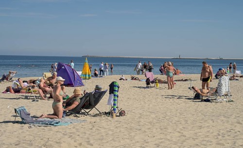 Holidaymaker, sandy beach, Baltic Sea, Swinoujscie, West Pomeranian Voivodeship, Poland, Europe