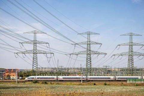 ICE of Deutsche Bahn AG, Erfurt-West substation. Erfurt, Thuringia, Germany, Europe