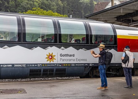 Gotthard Panorama Express, tourist train of the Swiss Federal Railways on the Gotthard railway.