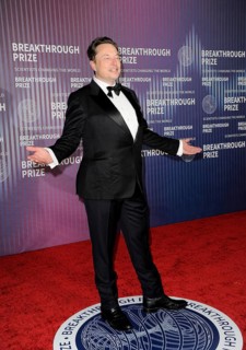 Elon Musk at the 10th Annual Breakthrough Prize Ceremony held at the Academy Museum of Motion