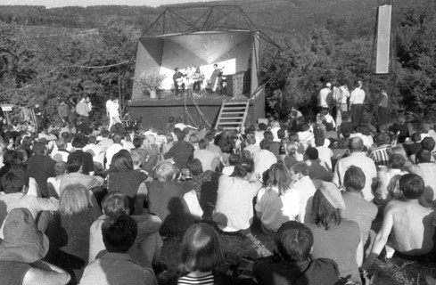 Here the 3rd Festival for Chanson and Folklore on 26. 5. 1966 at Waldeck Castle. Burg Waldeck: The