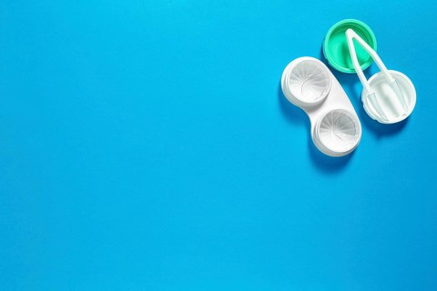 Flat lay contact lenses case with copy space
