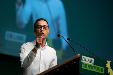 Tim Achtermeyer at the 2024 state delegates' conference (LDK) of Bündnis 90/Die Grünen North