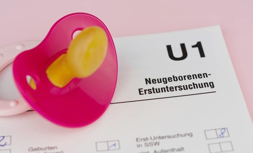 Initial Newborn Exam in German in Germany
