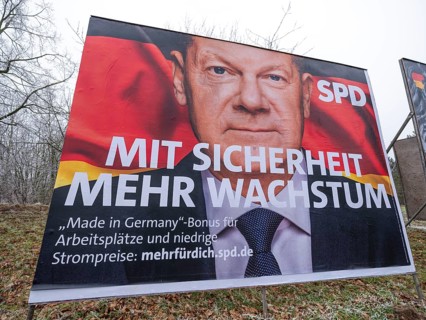 Election poster of the SPD for the federal election on 23 February 2025 with a portrait of Federal