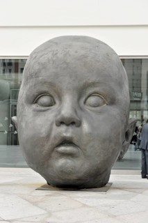 Dia y Noche, Day and Night, sculptures by Antonio López, near Atocha railway station, Madrid,