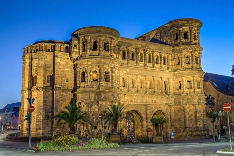 Porta Nigra, Simeonstraße, Old Town, Trier, Rhineland-Palatinate, Germany, Europe
