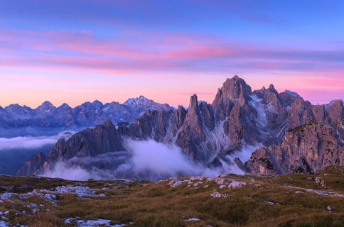 Cadinspitzen Mountains, Sexten Dolomites, shortly before sunrise, Hochpustertal valley, Sexten,