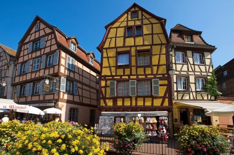 Half-timbered houses and restaurants, Quartier des Tanneurs, tanners' quarter, old town of Colmar,