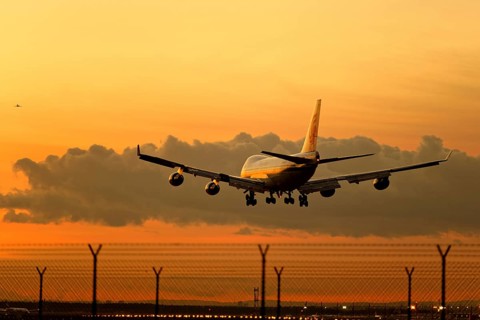 Cargo plane lands in Frankfurt