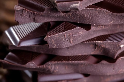 Dark chocolate bar and ger