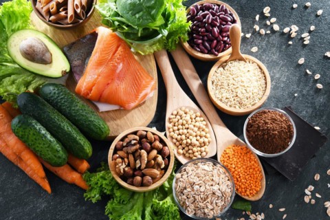 Food products recommended for stabilizing insulin and blood sugar levels. DIabetes diet