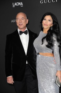 Jeff Bezos and Lauren Sanchez at the 10th Annual LACMA ART+FILM GALA Presented By Gucci held at the