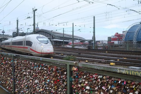 View of Cologne Central Station with ICE, love locks in front, Cologne, Germany, Europe
