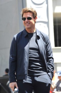 Tom Cruise at Universal Celebrates The Mummy Day With 75-Foot Sarcophagus Takeover At Hollywood And