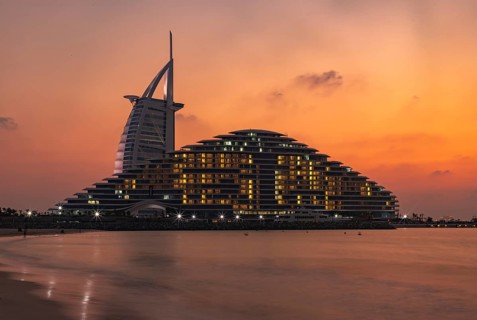 A picture of the Jumeirah Public Beach, the Jumeirah Marsa Al Arab Hotel and the Burj Al Arab