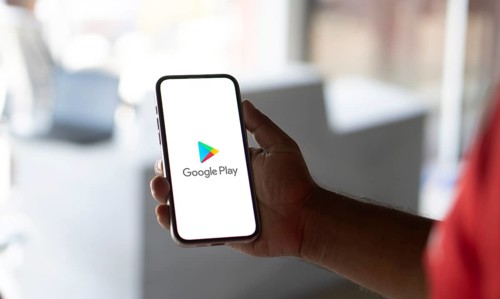 Google play store logo is displayed on smartphone, Dhaka, Bangladesh 05 September 2024.