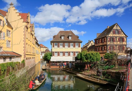 Petite Venise, Little Venice, half-timbered houses on the banks of the Lauch, old town of Colmar,