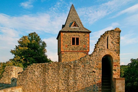 Frankenstein Castle, built in front of 1250, Odenwald, Bergstrasse, near Darmstadt, Hesse, Germany,