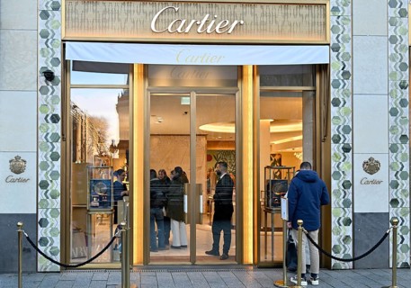 Cartier boutique on Königsallee in Düsseldorf, North Rhine-Westphalia, Germany, 29 November 2024,