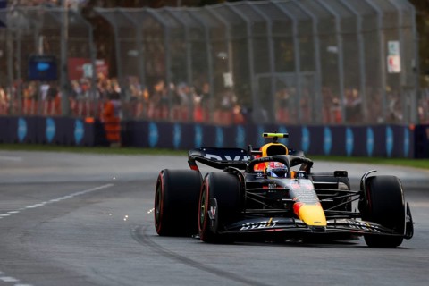 MELBOURNE, AUSTRALIA, APRIL 9: Sergio Perez of Mexico drives the number 11 Oracle Red Bull Racing