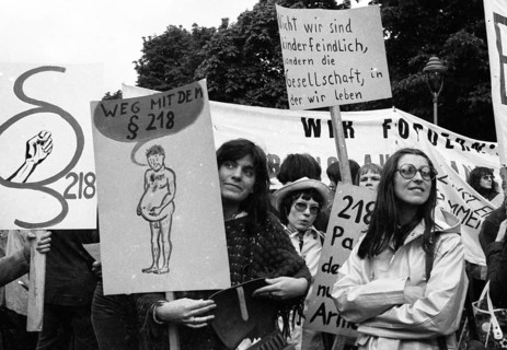 Women and men demonstrated in Bonn on 2. 6. 1973 against the abortion paragraph 218, Germany,