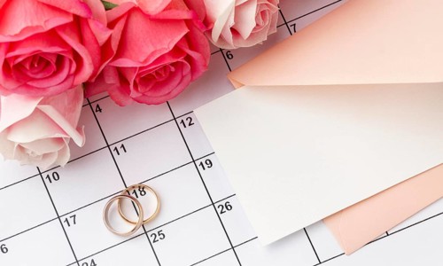 Wedding rings with flowers calendar
