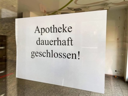 Closed pharmacy in Düsseldorf, Germany, Europe