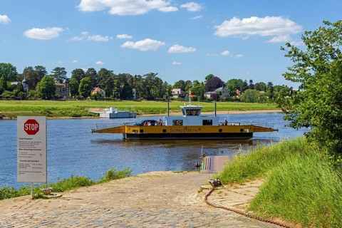Elbe ferry