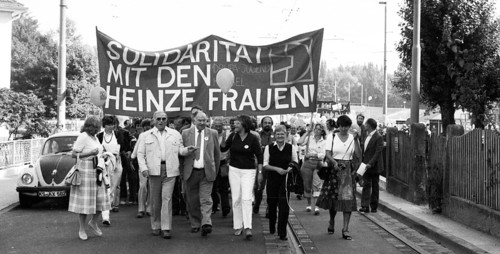 For equal pay for men and woman, in solidarity with the Heinze woman, about 7000 participants,