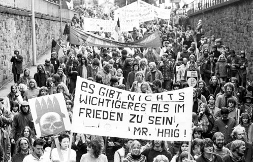 More than 300, 000 people attended the largest peace demonstration in Germany up to that time in