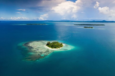 View of the islands of Balgai Bay, New Ireland, Papua New Guinea, Oceania