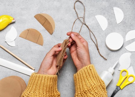 Step 6 Add a string to the inner edge of the ball. Making festive Christmas tree decorations from