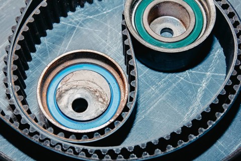 Car timing belt, car gas distribution system service and tension rollers