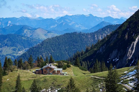Taubensteinhaus, Spitzingsee, Mangfallgebirge, Bavarian Prealps, Upper Bavaria, Bavaria, Germany,