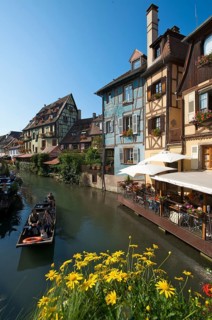 Half-timbered houses and restaurants, canal in the Quartier des Tanneurs, tanners' quarter, and in