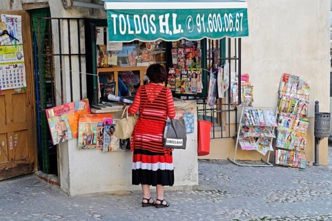 Kiosk, Woman, Newspapers, Chinchon, Madrid Province, Spain, Europe