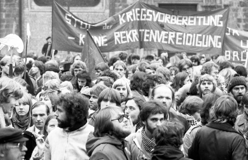 About 8, 000 young people, students and schoolchildren demonstrated against militarism, the Cold