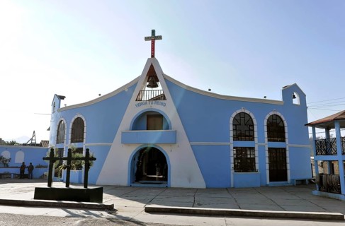 Old town of San Cristobal de las Casas, Chiapas, Mexico, Blue painted church with cross and
