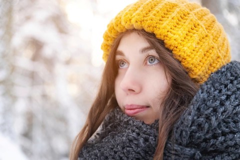 Photo portrait of young attractive caucasian woman, happy positive smile, cheerful good mood in