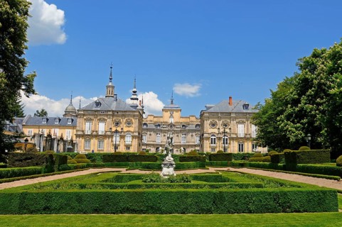 Castle Garden, Castilla y, and, La Granja Ilfonso, Palacio Real, former Royal Summer Residence, San