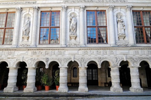 Hotel de Ville, City Hall, La Rochelle, Department of Charente-Maritime, Poitou-Charentes, France,